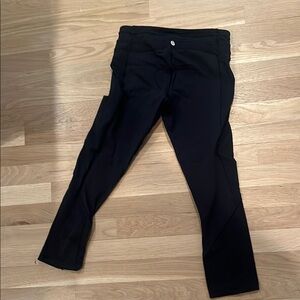 Lululemon leggings 21” size 4 black